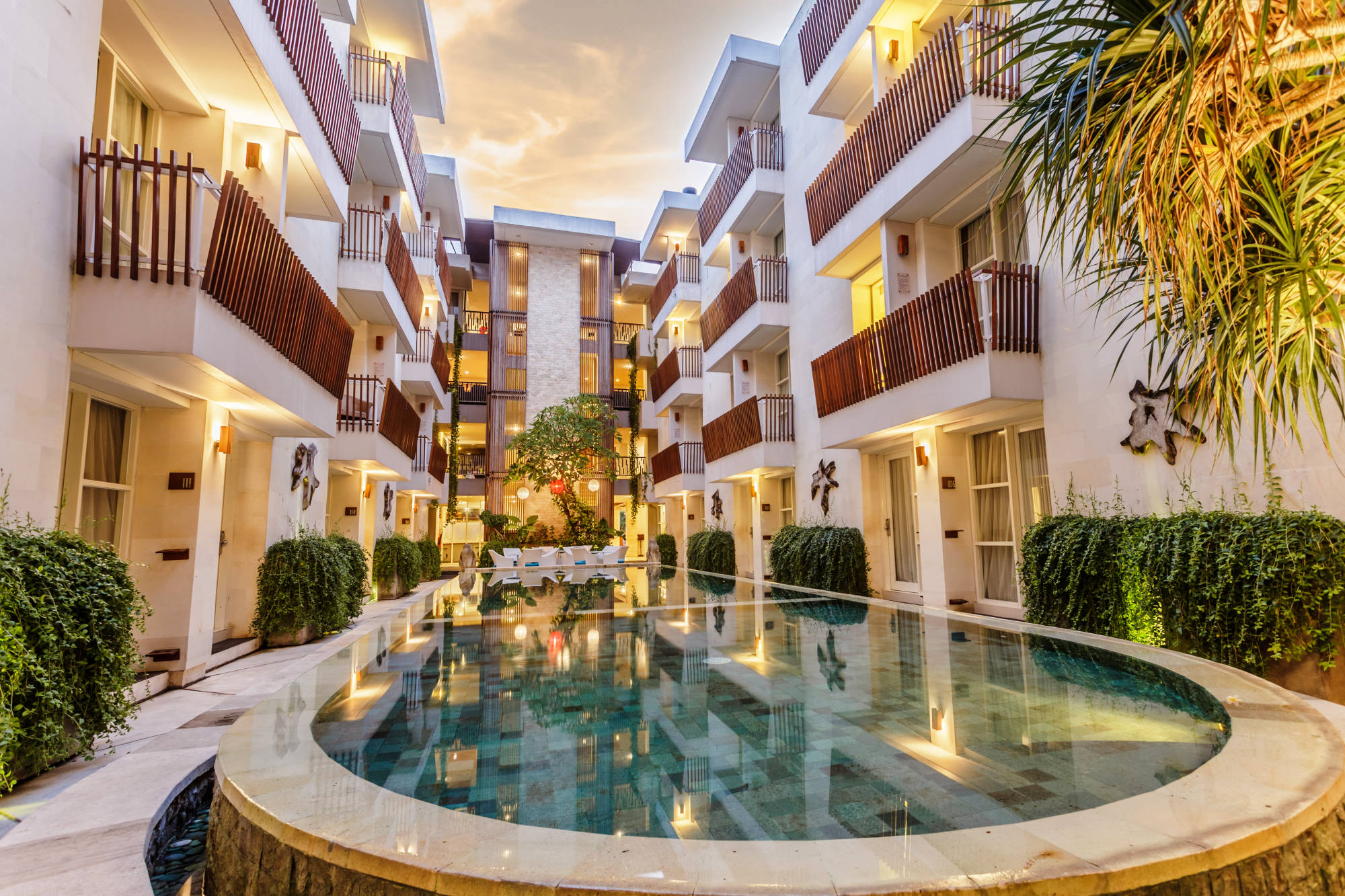 Adhi Jaya Sunset Hotel
